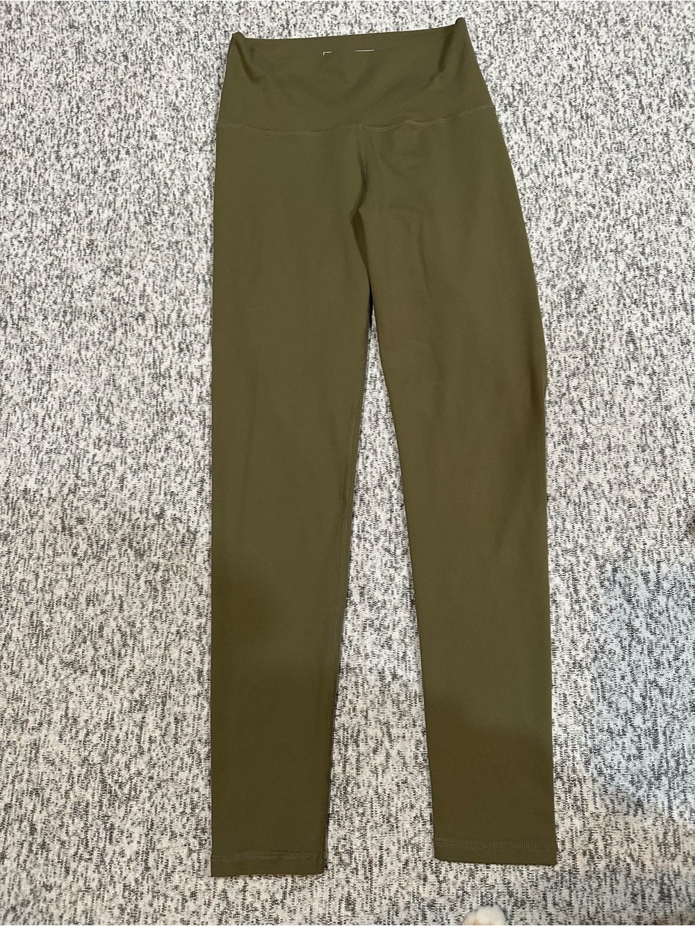 ECHT Olive Green Ladies Sz Small High-Waist, Ruched Bottom Leggings. EUC